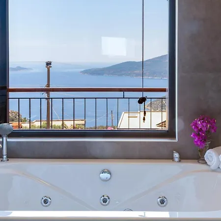 Peak House - 4-bedroom With Stunning Bay View Apartment Kalkan