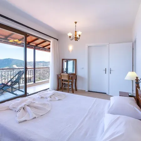 Peak House - 4-bedroom With Stunning Bay View *