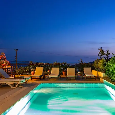 Peak House - 4-bedroom With Stunning Bay View Apartment Kalkan