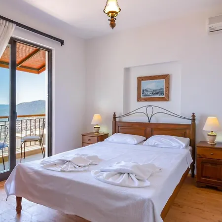 Peak House - 4-bedroom With Stunning Bay View Apartment Kalkan