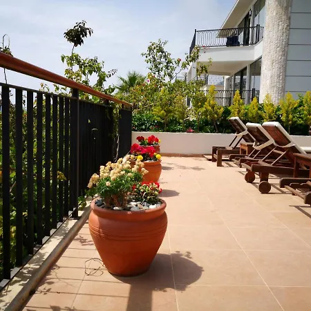 Apartment Peak House - 4-bedroom With Stunning Bay View *